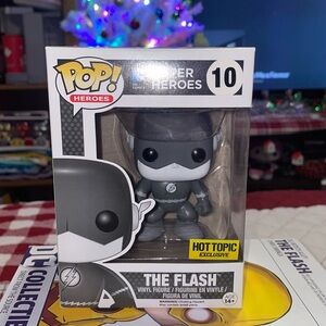 Funko Pop DC Universe The Flash #10 Black & White Variant Hot Topic Exclusive